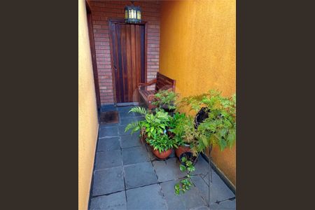Casa à venda com 3 quartos, 126m² em Jardim Colombo, São Paulo