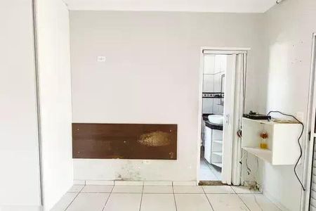 Casa à venda com 240m², 3 quartos e 4 vagas