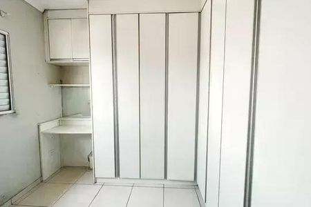 Casa à venda com 240m², 3 quartos e 4 vagas