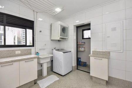 Apartamento à venda com 237m², 4 quartos e 4 vagas