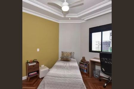 Apartamento à venda com 237m², 4 quartos e 4 vagas