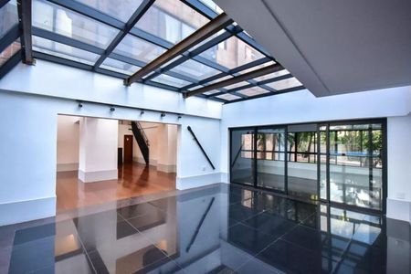 Apartamento à venda com 237m², 4 quartos e 4 vagas