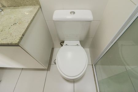 Apartamento para alugar com 67m², 2 quartos e 1 vaga Apartamento para alugar com 67m², 2 quartos e 1 vagaBanheiro da Suíte