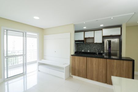 Sala/Cozinha/Área de Serviço de apartamento para alugar com 2 quartos, 67m² em Casa Verde, São Paulo