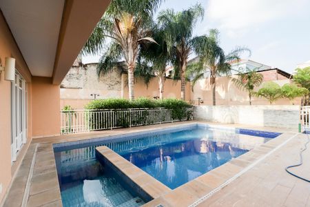 Apartamento para alugar com 67m², 2 quartos e 1 vaga Apartamento para alugar com 67m², 2 quartos e 1 vagaPiscina