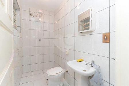 Casa à venda com 102m², 3 quartos e 4 vagas