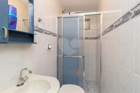 Casa à venda com 102m², 3 quartos e 4 vagas