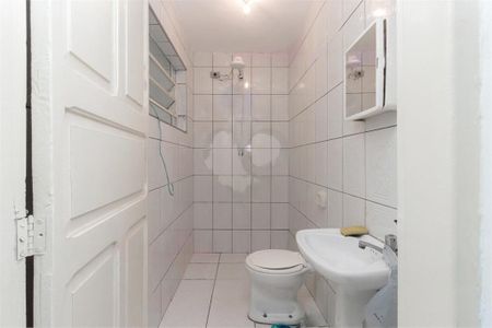Casa à venda com 102m², 3 quartos e 4 vagas
