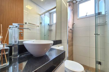 Apartamento para alugar com 43m², 2 quartos e 1 vaga Apartamento para alugar com 43m², 2 quartos e 1 vagaBanheiro