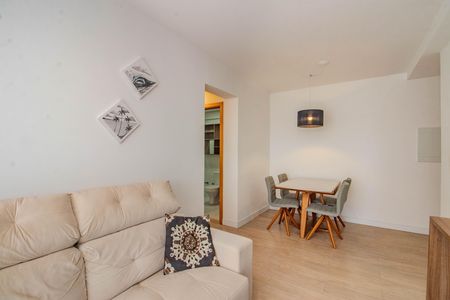 Sala de apartamento para alugar com 2 quartos, 62m² em Santa Maria Goretti, Porto Alegre