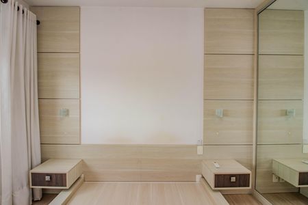 Suíte de apartamento para alugar com 2 quartos, 62m² em Santa Maria Goretti, Porto Alegre