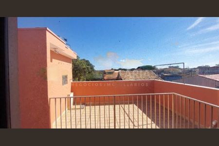 Casa à venda com 250m², 3 quartos e 2 vagas