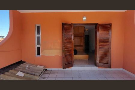 Casa à venda com 250m², 3 quartos e 2 vagas