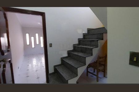 Casa à venda com 250m², 3 quartos e 2 vagas