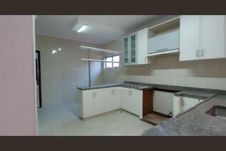 Casa à venda com 250m², 3 quartos e 2 vagas