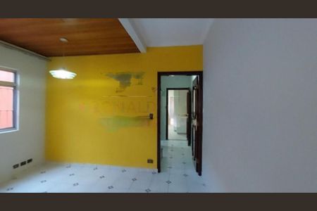 Casa à venda com 3 quartos, 250m² em Jardim Susana, São Paulo