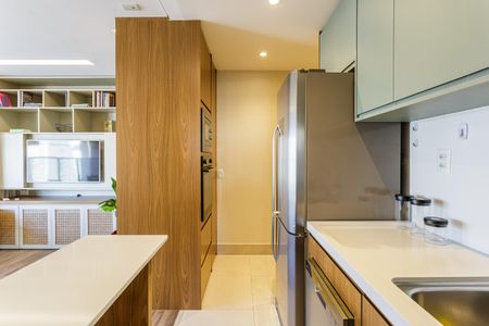 Apartamento para alugar com 74m², 2 quartos e 1 vaga Apartamento para alugar com 74m², 2 quartos e 1 vagaCozinha