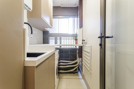 Apartamento para alugar com 74m², 2 quartos e 1 vaga Apartamento para alugar com 74m², 2 quartos e 1 vagaÁrea de Serviço