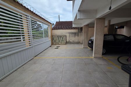 Garagem de casa de condomínio para alugar com 2 quartos, 85m² em Nova Mirim, Praia Grande