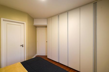 Apartamento à venda com 120m², 4 quartos e 3 vagas