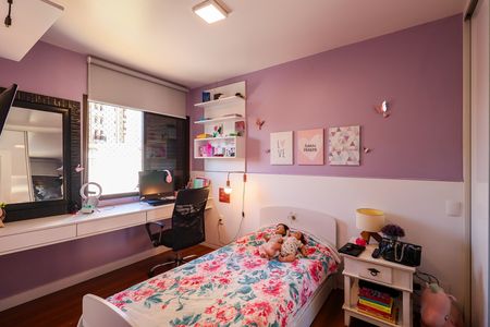 Apartamento à venda com 120m², 4 quartos e 3 vagas