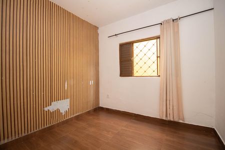 Casa para alugar com 80m², 2 quartos e 2 vagas Casa para alugar com 80m², 2 quartos e 2 vagasQuarto