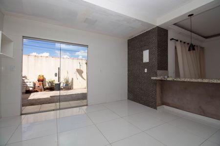Casa para alugar com 80m², 2 quartos e 2 vagas Casa para alugar com 80m², 2 quartos e 2 vagasCozinha