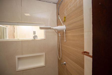 Casa para alugar com 80m², 2 quartos e 2 vagas Casa para alugar com 80m², 2 quartos e 2 vagasBanheiro Social