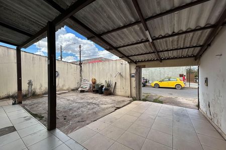 Casa para alugar com 80m², 2 quartos e 2 vagas Casa para alugar com 80m², 2 quartos e 2 vagasGaragem