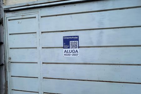 Casa para alugar com 80m², 2 quartos e 2 vagas Casa para alugar com 80m², 2 quartos e 2 vagasPlaca