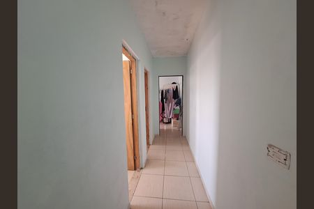 Casa para alugar com 80m², 2 quartos e 5 vagas Casa para alugar com 80m², 2 quartos e 5 vagasCorredor