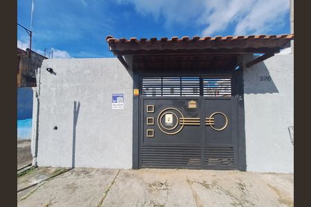 Casa para alugar com 80m², 2 quartos e 5 vagas Casa para alugar com 80m², 2 quartos e 5 vagasFachada