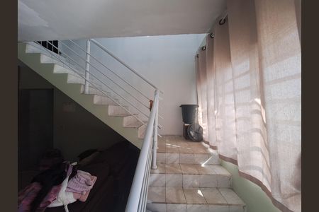 Casa para alugar com 80m², 2 quartos e 5 vagas Casa para alugar com 80m², 2 quartos e 5 vagasCorredor