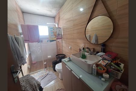 Casa para alugar com 80m², 2 quartos e 5 vagas Casa para alugar com 80m², 2 quartos e 5 vagasBanheiro social