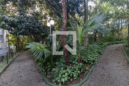 Apartamento à venda com 252m², 3 quartos e 4 vagas Apartamento à venda com 252m², 3 quartos e 4 vagasÁrea Comum - Condomínio