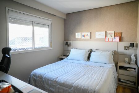 Apartamento à venda com 252m², 3 quartos e 4 vagas Apartamento à venda com 252m², 3 quartos e 4 vagasQuarto 1 - Suite