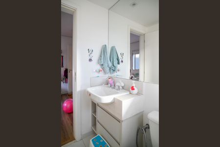 Apartamento à venda com 252m², 3 quartos e 4 vagas Apartamento à venda com 252m², 3 quartos e 4 vagasBanheiro Quarto 2 - Suite