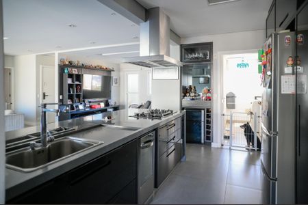 Apartamento à venda com 252m², 3 quartos e 4 vagas Apartamento à venda com 252m², 3 quartos e 4 vagasCozinha