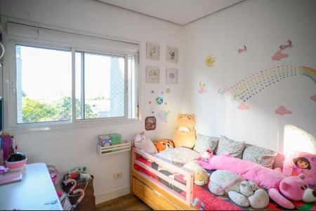 Apartamento à venda com 252m², 3 quartos e 4 vagas Apartamento à venda com 252m², 3 quartos e 4 vagasQuarto 2 - Suite