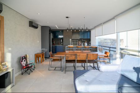 Apartamento à venda com 252m², 3 quartos e 4 vagas Apartamento à venda com 252m², 3 quartos e 4 vagasEspaço Gourmet