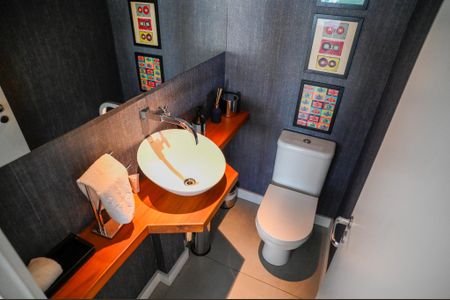 Apartamento à venda com 252m², 3 quartos e 4 vagas Apartamento à venda com 252m², 3 quartos e 4 vagasLavabo