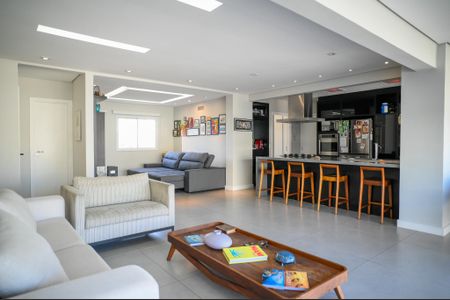 Apartamento à venda com 252m², 3 quartos e 4 vagas Apartamento à venda com 252m², 3 quartos e 4 vagasSala