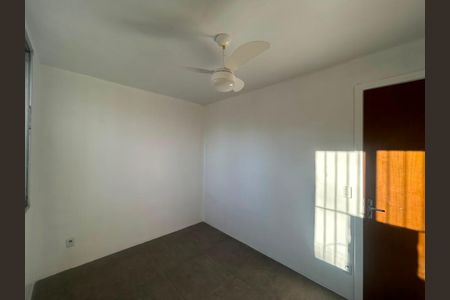 Quarto 2 de apartamento à venda com 2 quartos, 48m² em Mato Grande, Canoas