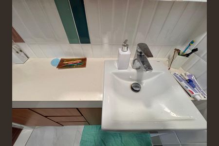 Apartamento à venda com 173m², 3 quartos e 2 vagas Apartamento à venda com 173m², 3 quartos e 2 vagasSuíte 1 - Banheiro