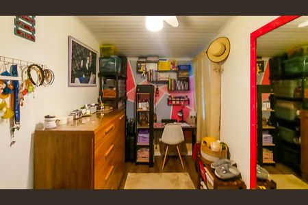 Casa à venda com 80m², 2 quartos e 1 vaga