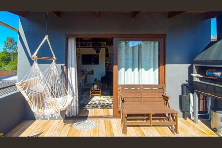 Casa à venda com 80m², 2 quartos e 1 vaga