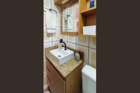Casa à venda com 80m², 2 quartos e 1 vaga