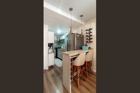 Casa à venda com 80m², 2 quartos e 1 vaga