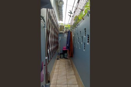 Casa à venda com 80m², 2 quartos e 1 vaga