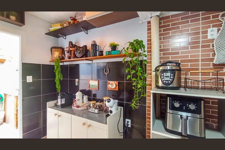 Casa à venda com 80m², 2 quartos e 1 vaga